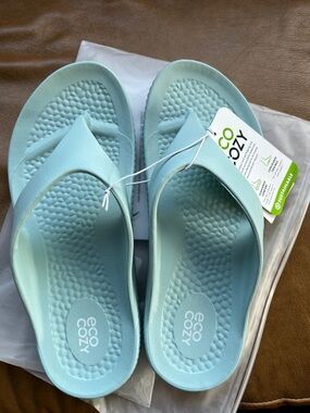 Women's Aqua Foam Flip Sandals